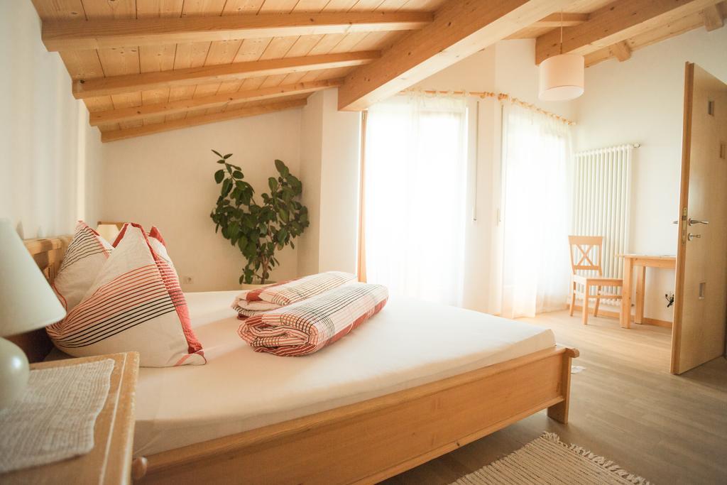 Tollhof Villa Bolzano Bilik gambar